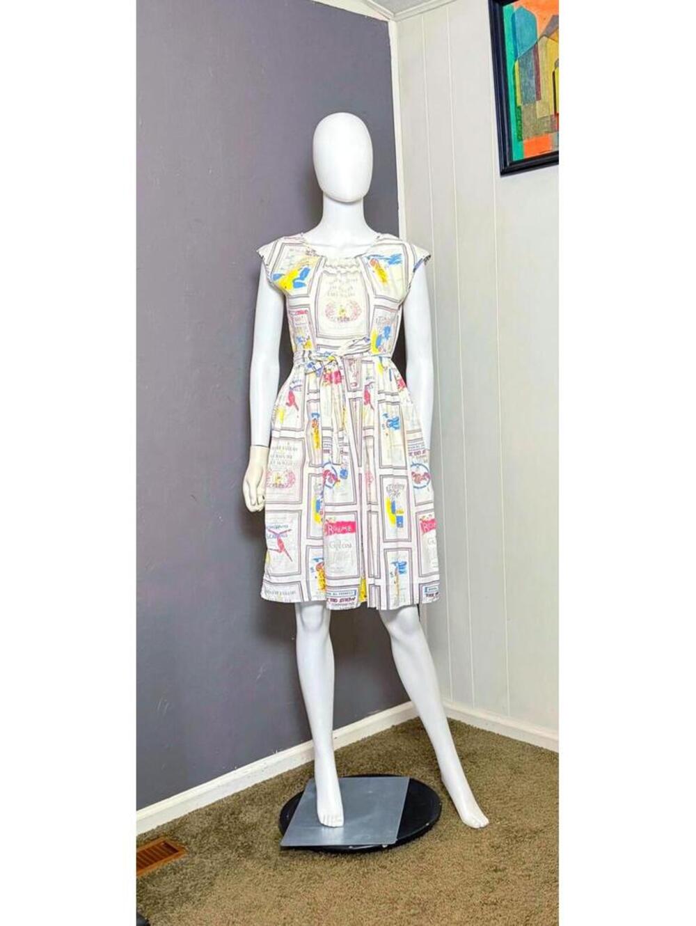 1940's Swirl Wrap Dress RARE Opera Novelty Print Day Dress Sanforized XS-M